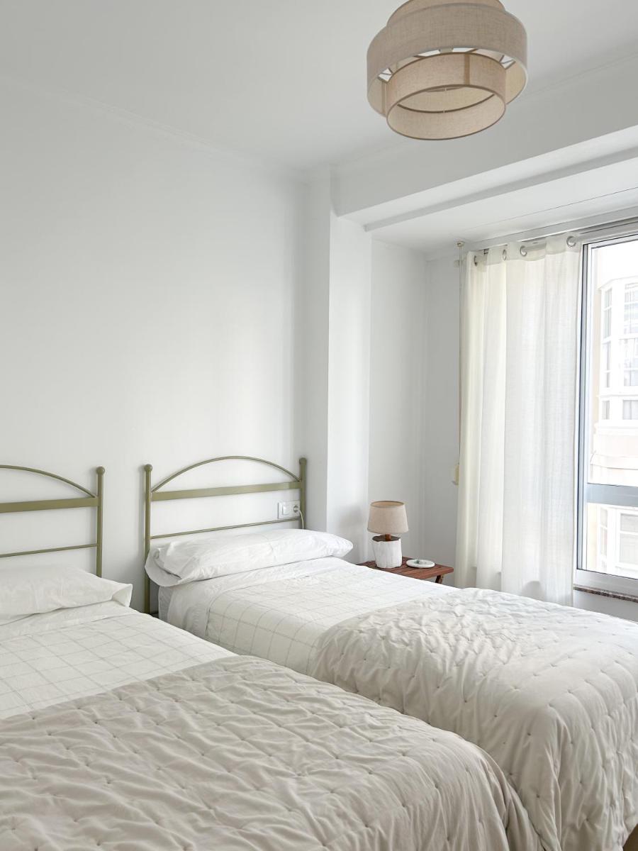 Apartamento turístico en pleno centro de Ferrol - Housity