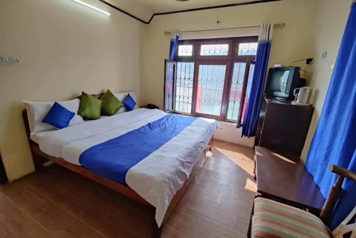 GRG Hotel Chinar Lake View Nainital - Housity