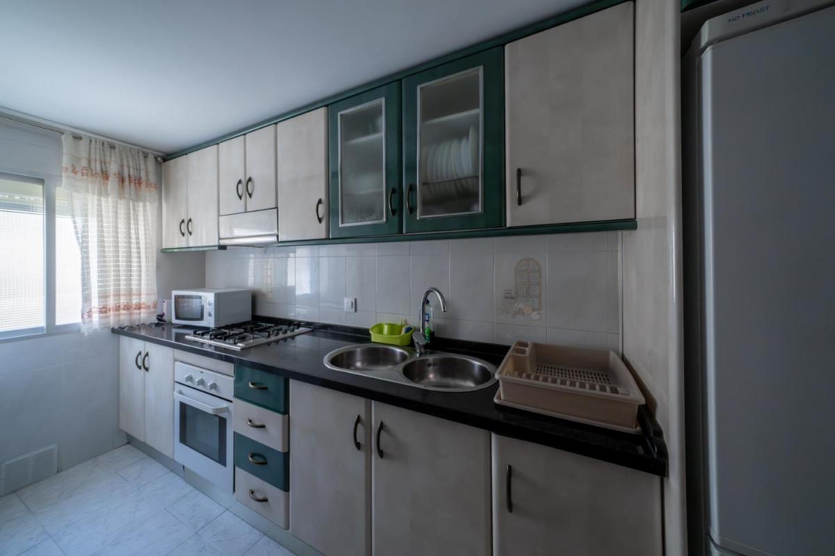 Amplio apartamento cerca de la playa by Almeria2stay - Housity