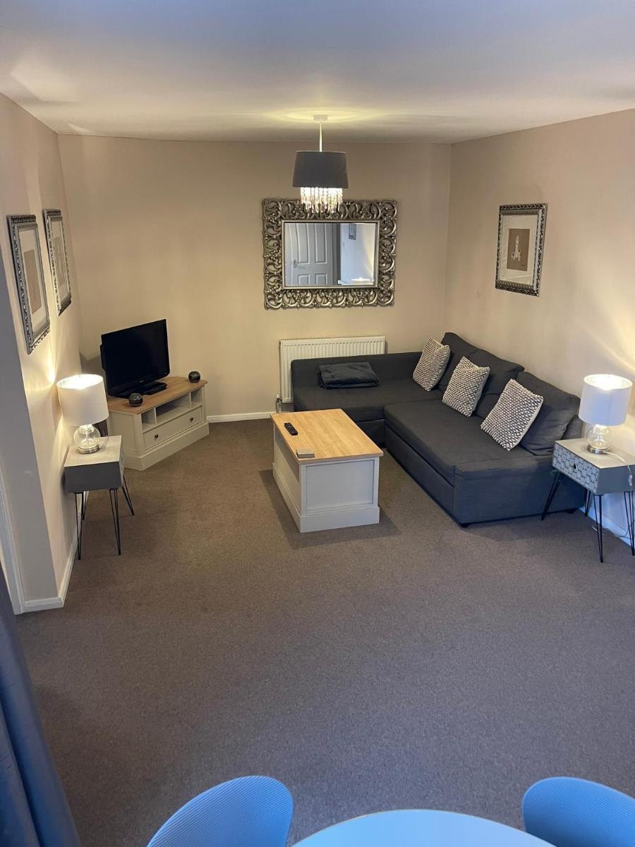 Market Hill Apartments - Housity