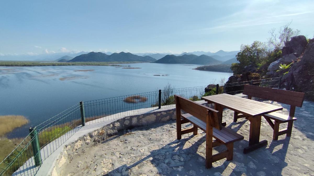 Bobija Village Skadar lake - Housity