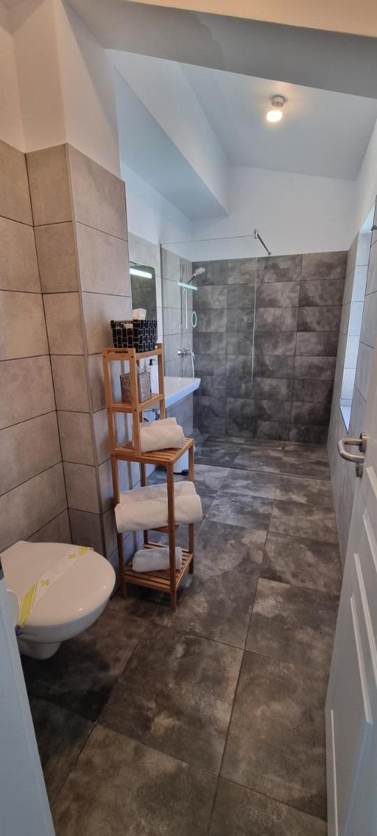 CHG Boutique - Housity