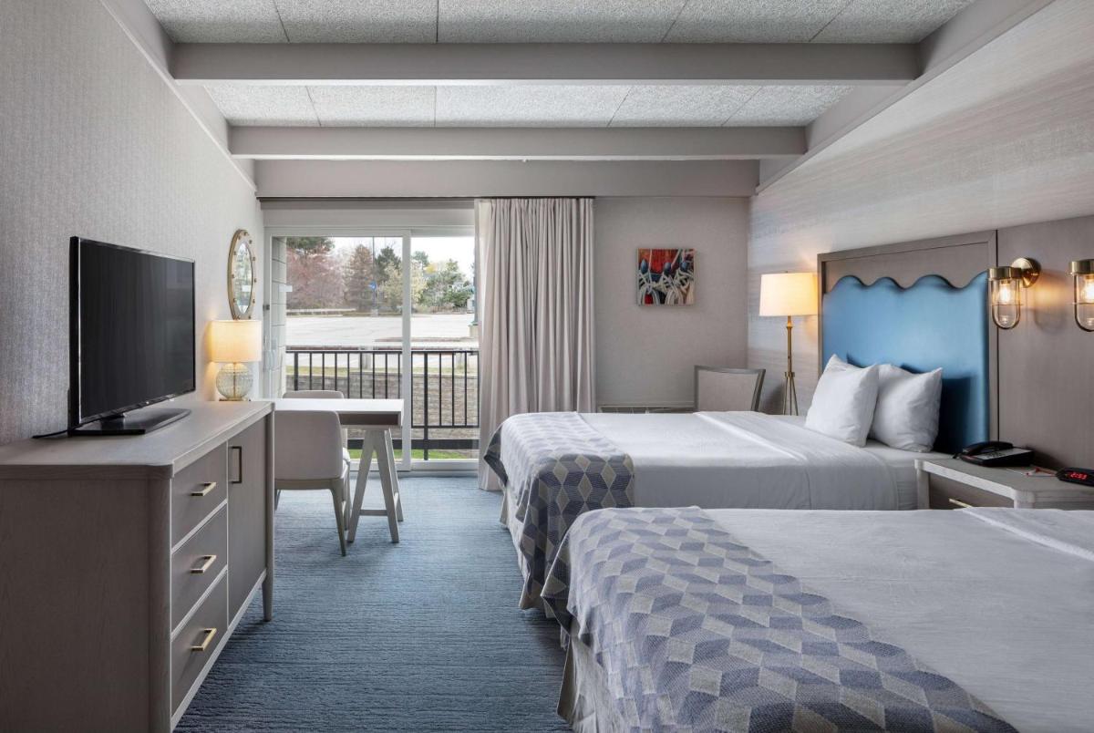 Howard Johnson by Wyndham Middletown Newport Area - Housity