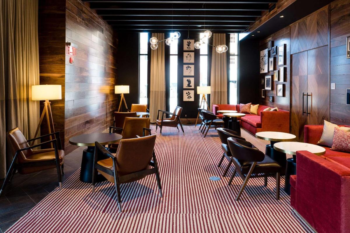 Cambria Hotel Boston Somerville - Housity