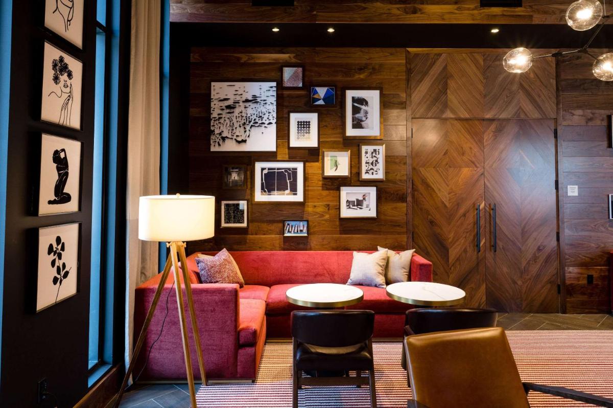 Cambria Hotel Boston Somerville - Housity
