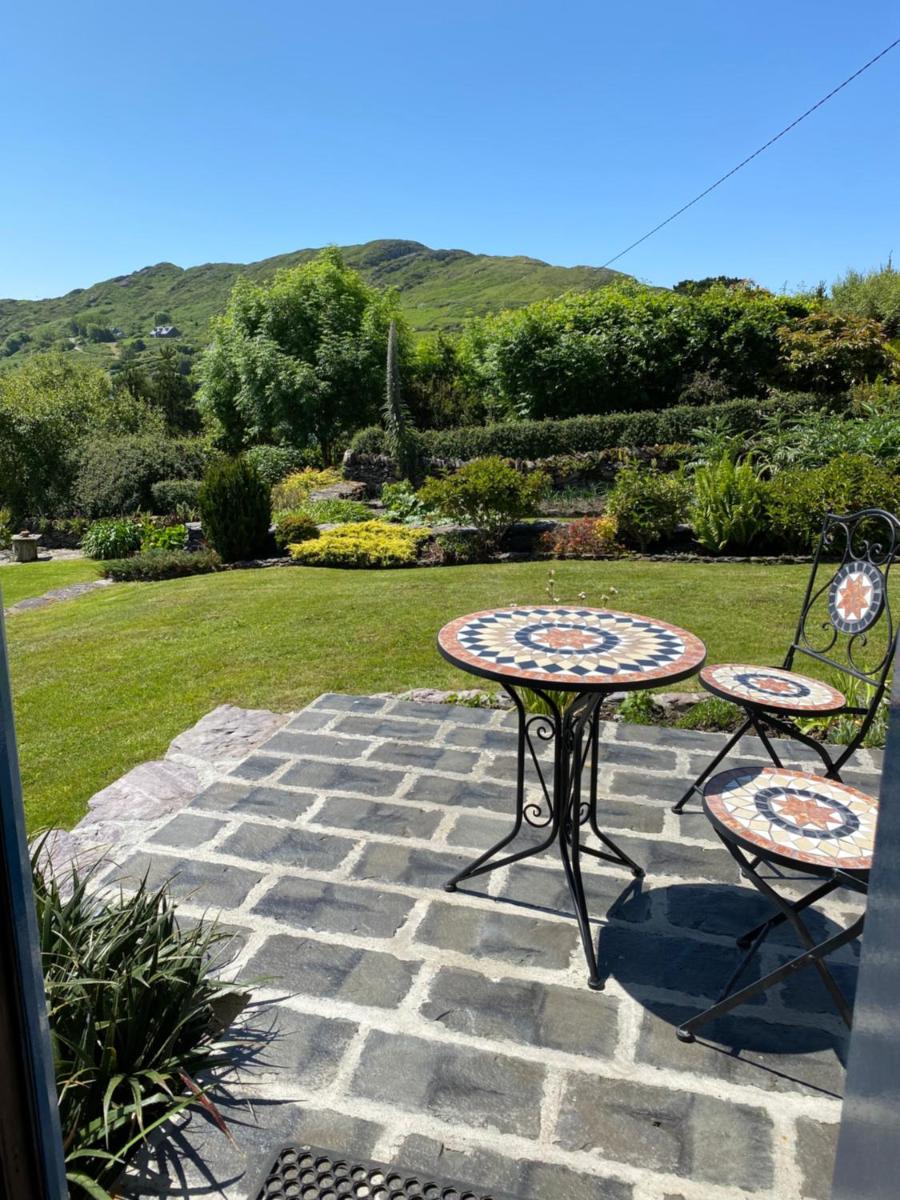 Unique Old Stone Cottage - Housity