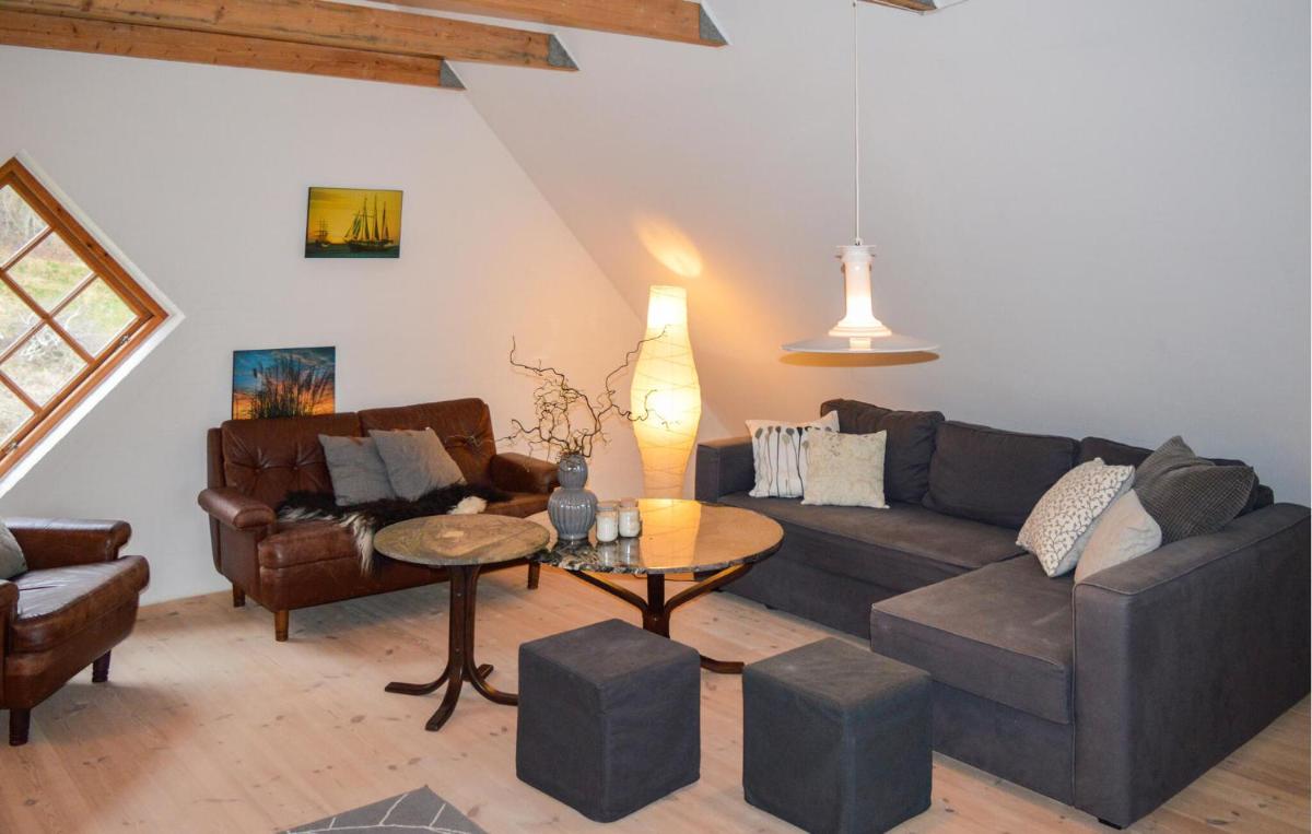 Stalden - Housity