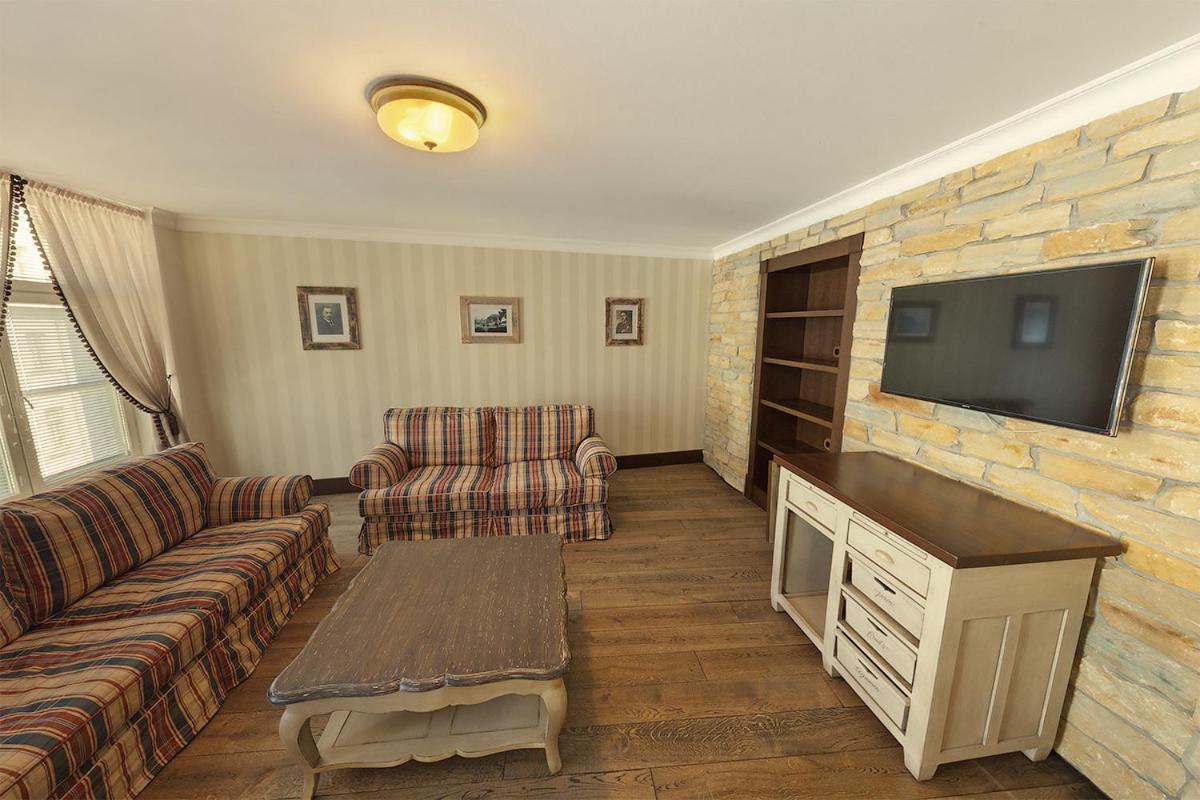 Suitetrails - VIP Viru Apartment