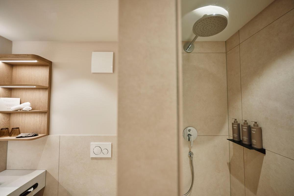 Ein Badezimmer in der Unterkunft Nouri