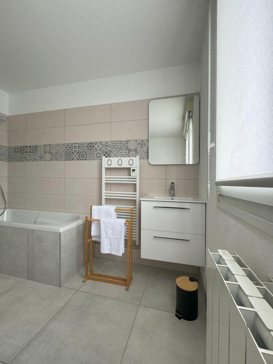 Le Mittel - Appartement calme, 2 Chambres, Terrasse - Housity