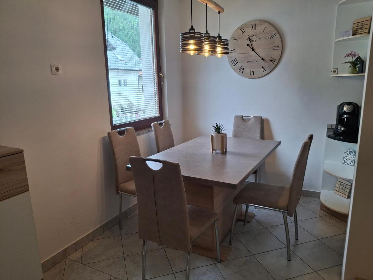 Apartment Veninsek - Housity