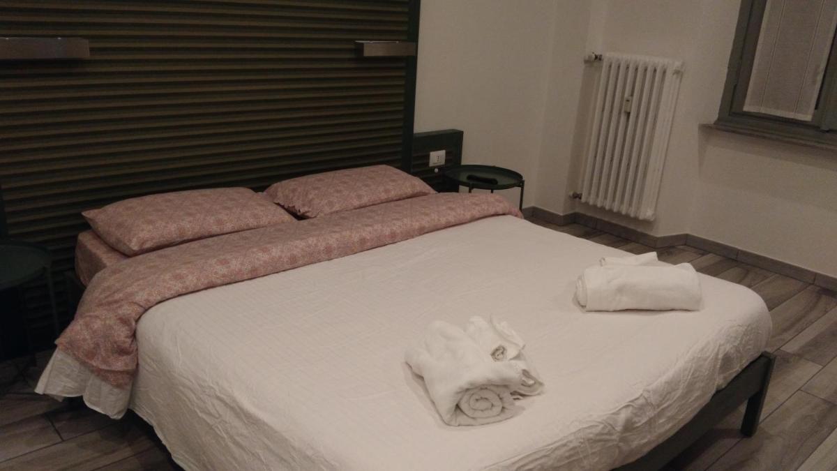 Suite White - Housity