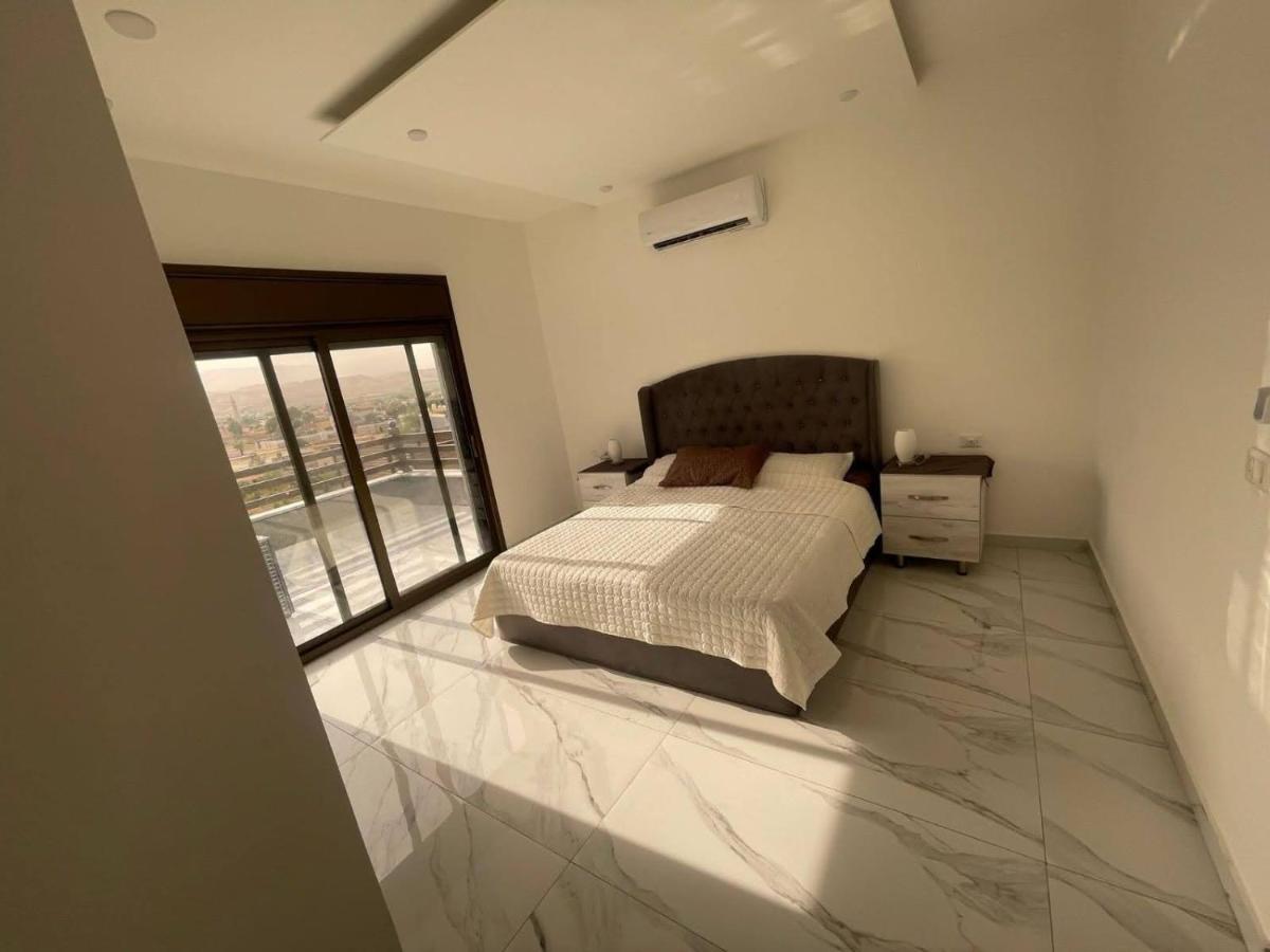 LIMAS Farms - Housity
