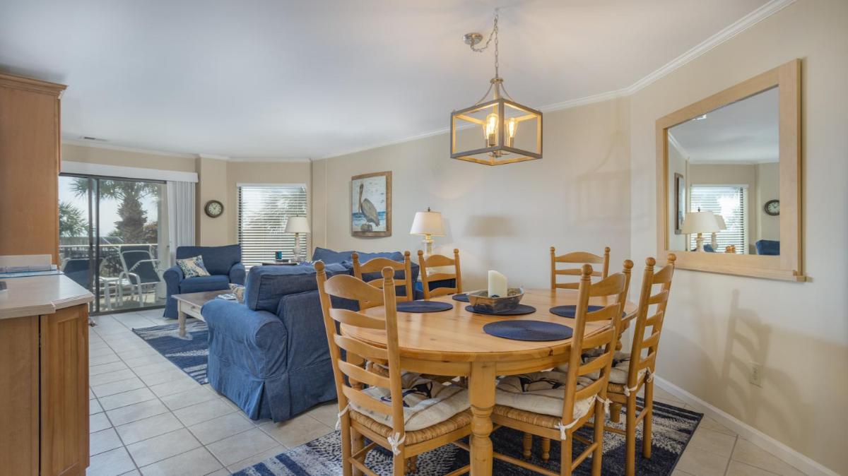 Oceanfront, Smart TVs, Balcony - Housity