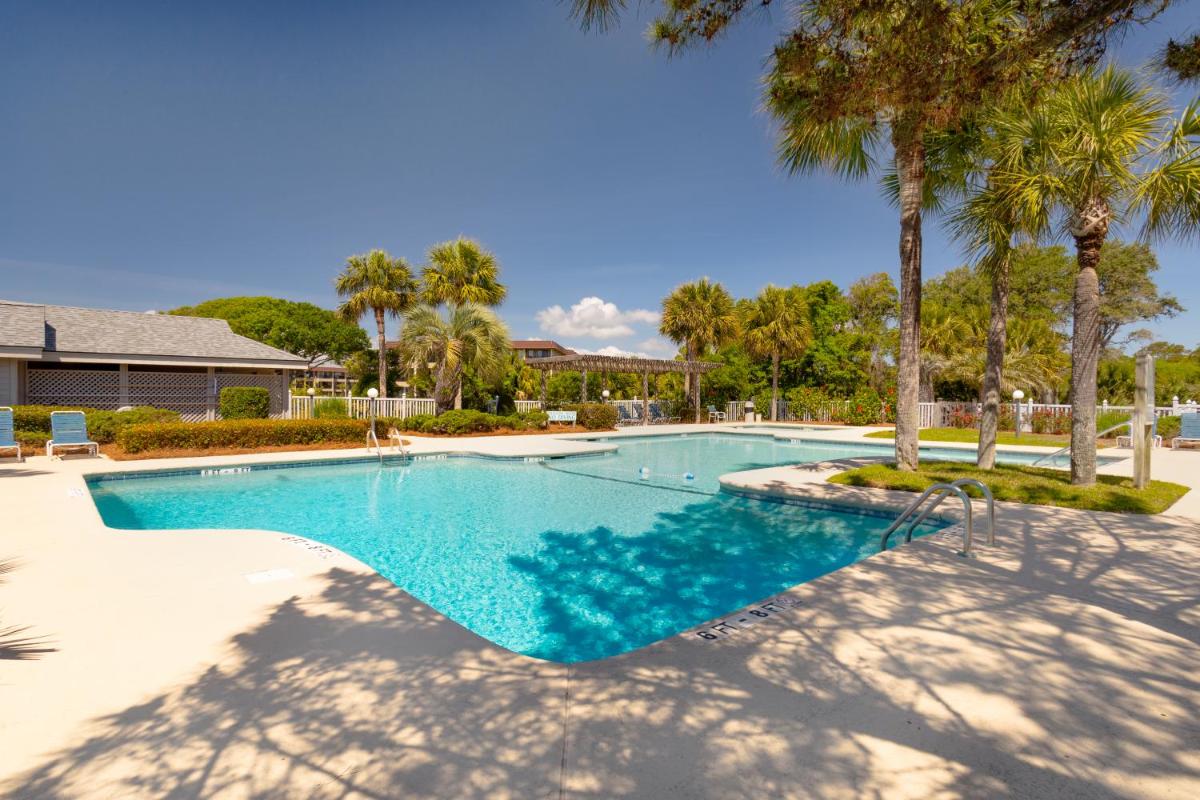 Oceanfront, Smart TVs, Balcony - Housity