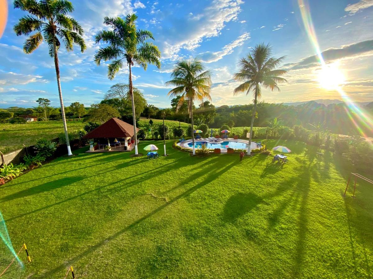 Finca hotel los cocos - Housity