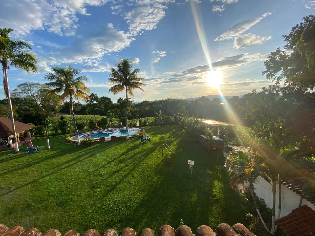Finca hotel los cocos - Housity