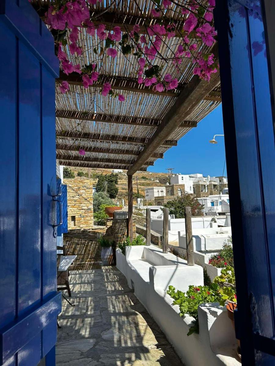 Evilion traditional house - Housity