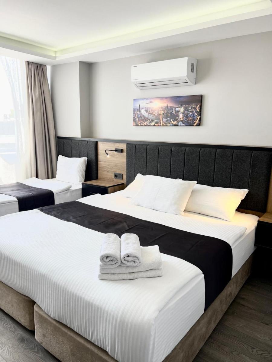 Comfort Center Suit Hotel - Housity