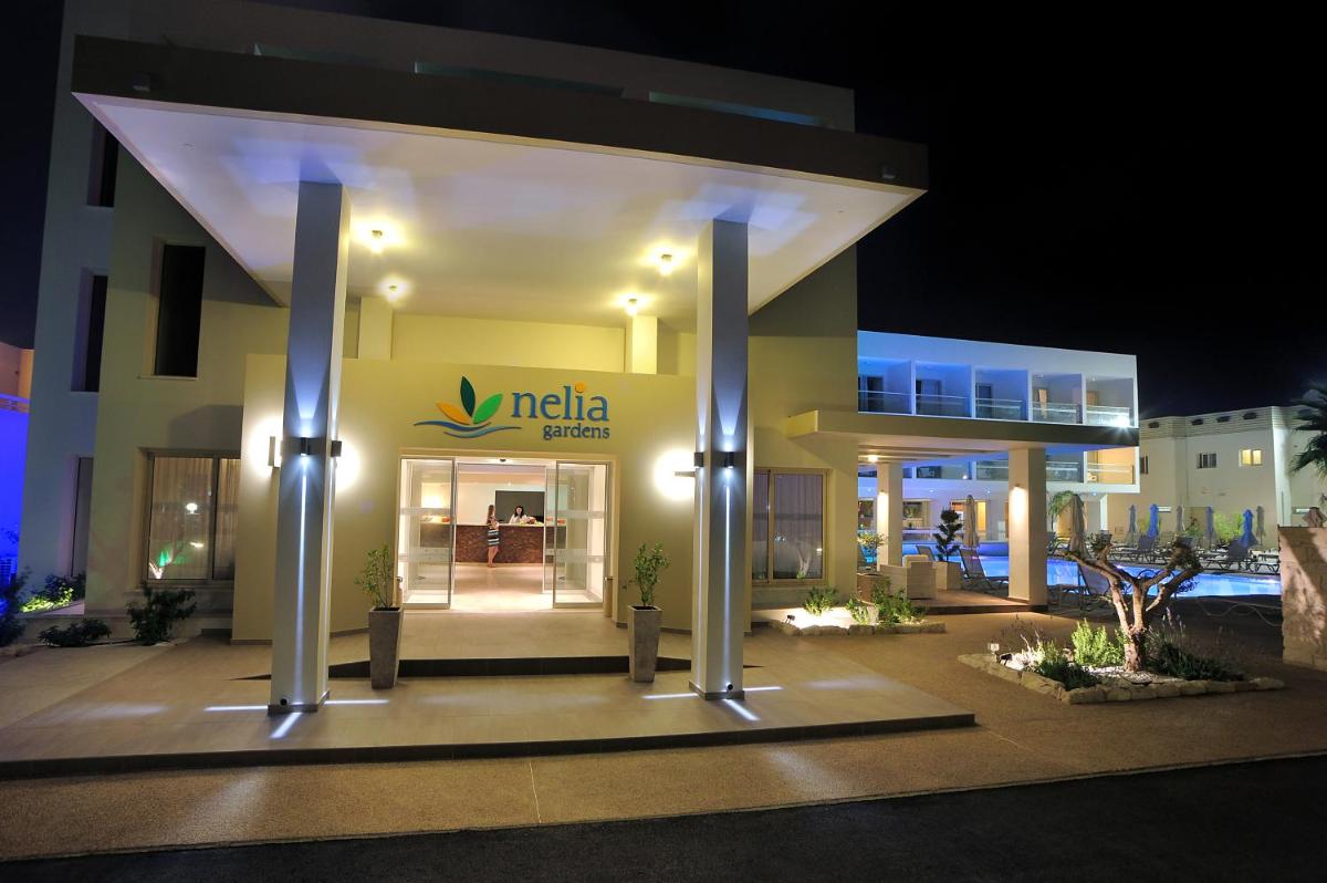 Nelia Gardens - Housity