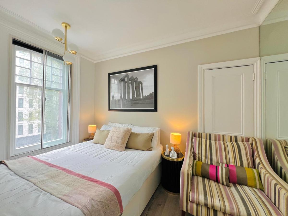 Luxury Mansion Hyde Park - Housity