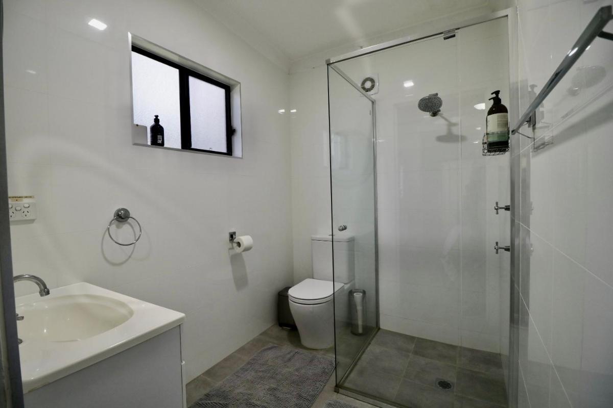 Ally’s Umina Oasis, pet-friendly spa coastal oasis - Housity