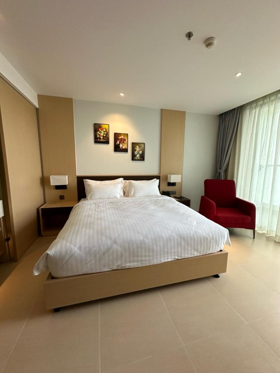 The Arena Sunshine Sea View - Housity