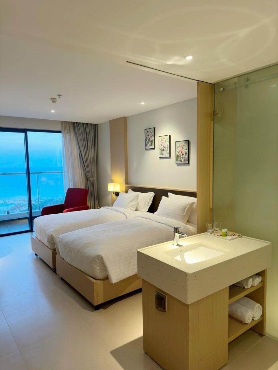 The Arena Sunshine Sea View - Housity