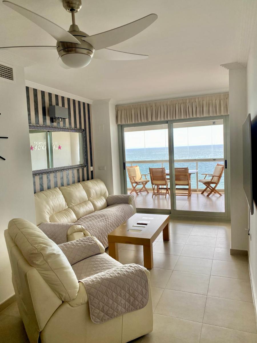 Beach Apartment La Manga - Housity