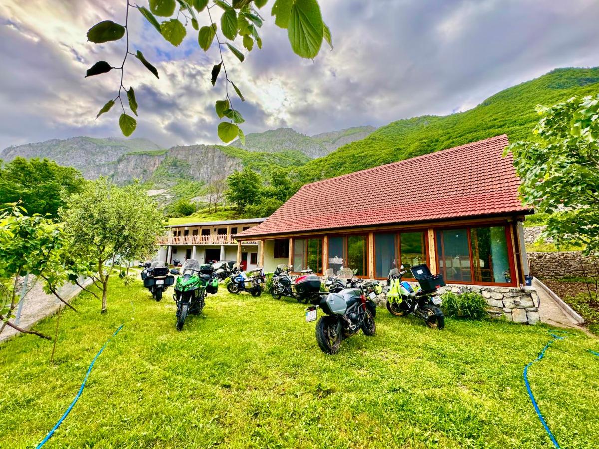 Turi-Selcë - Housity
