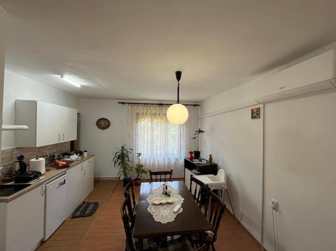 Apartman Velojić - Housity