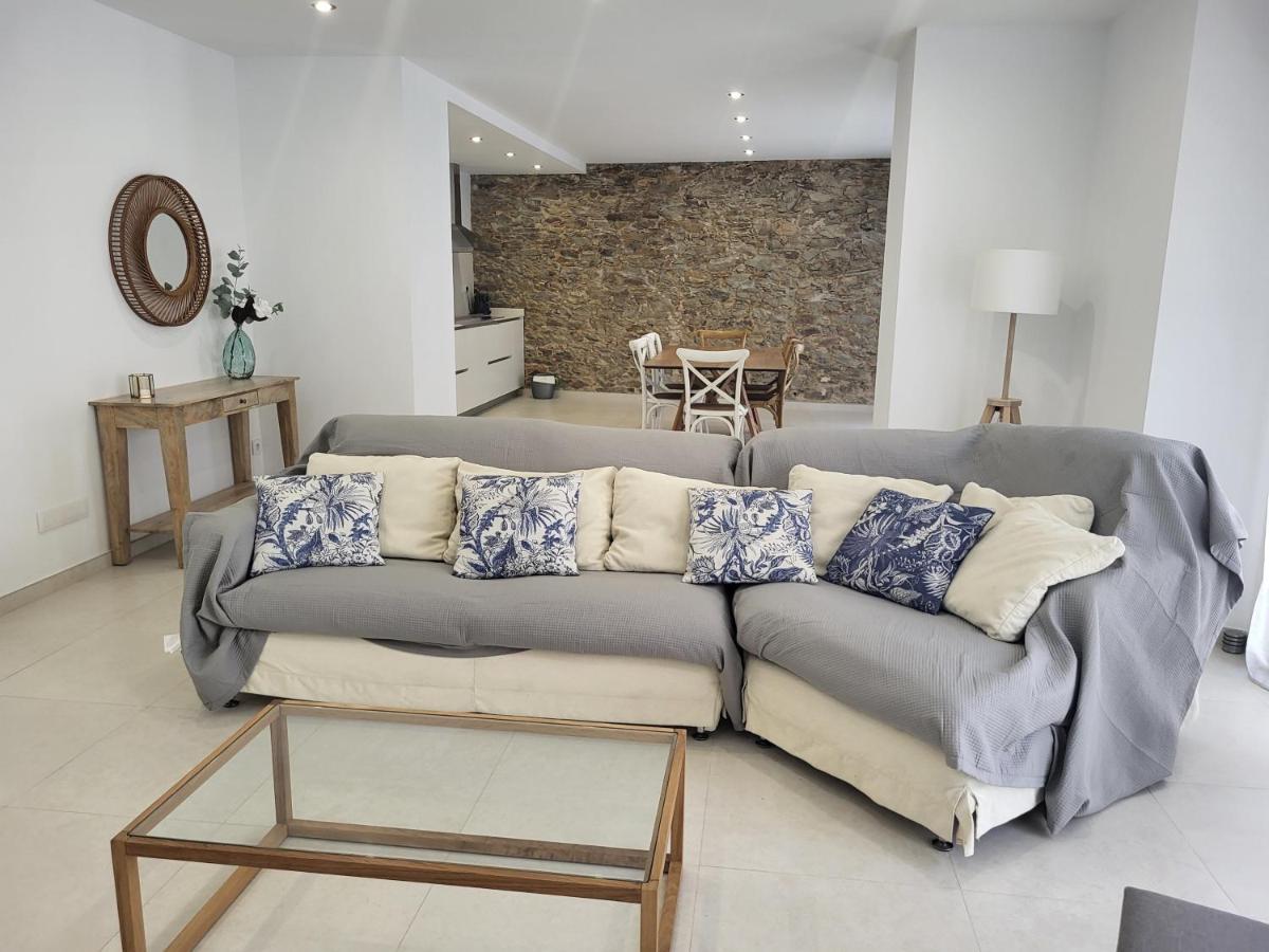 Roses Casc Antic Sl Sabater 4 - Housity