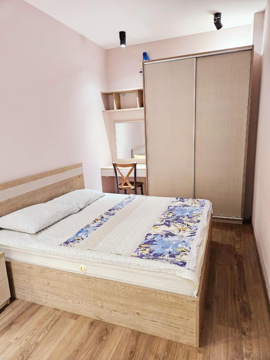 old batumi apartment - Housity