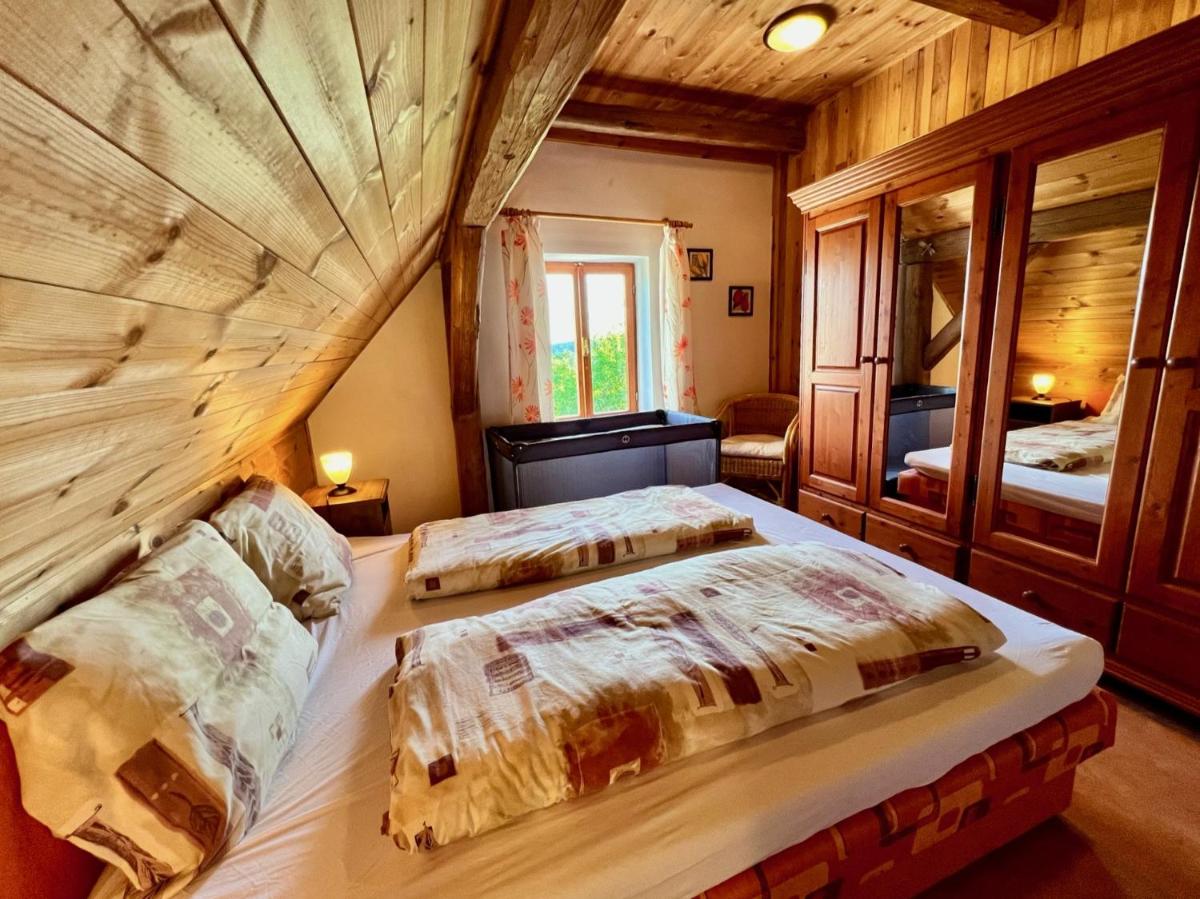 Holiday Home Celine - Housity
