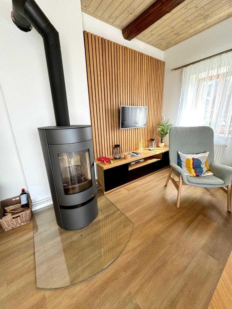 Holiday Home Celine - Housity