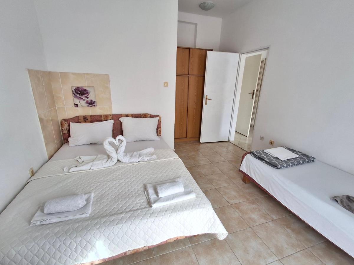 Apartmani SAMB Igalo - Housity