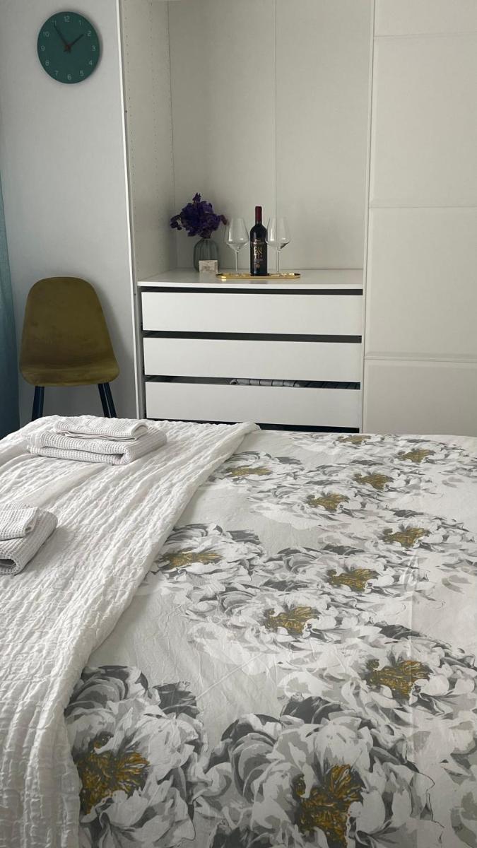 Private room in Daniela's house - Housity