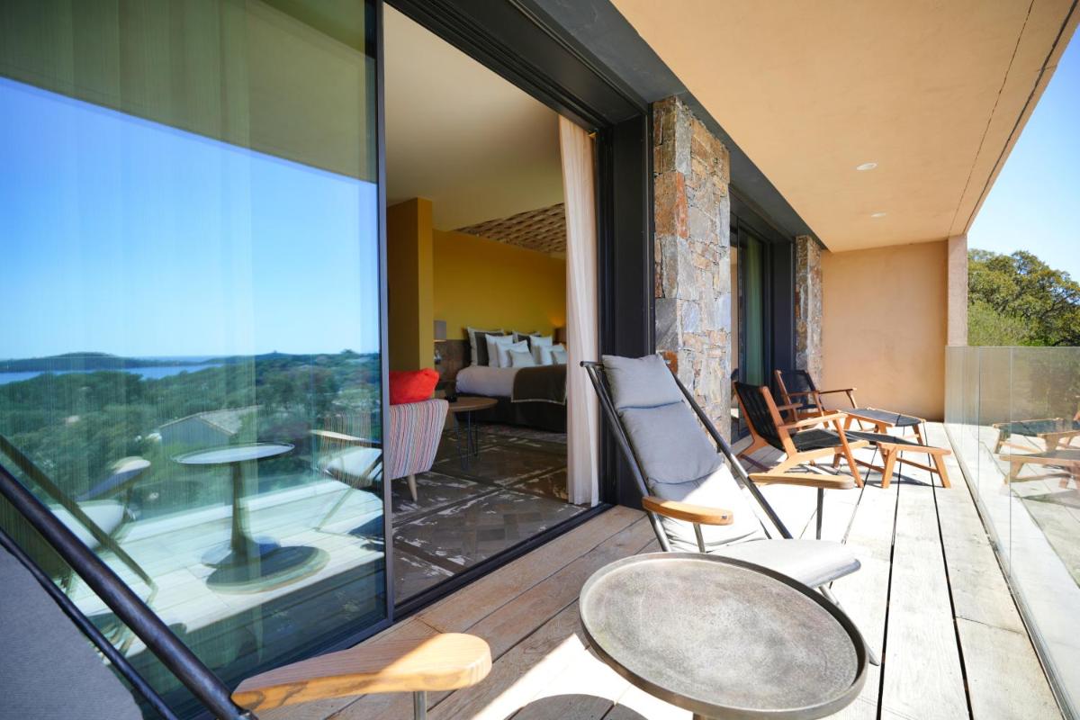 Balcon ou terrasse dans l'établissement Les Regalia Hôtel & Spa