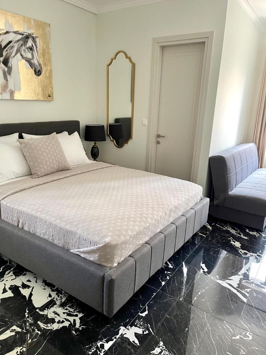 Aesthesis Arxontiko Luxury Rooms - Housity