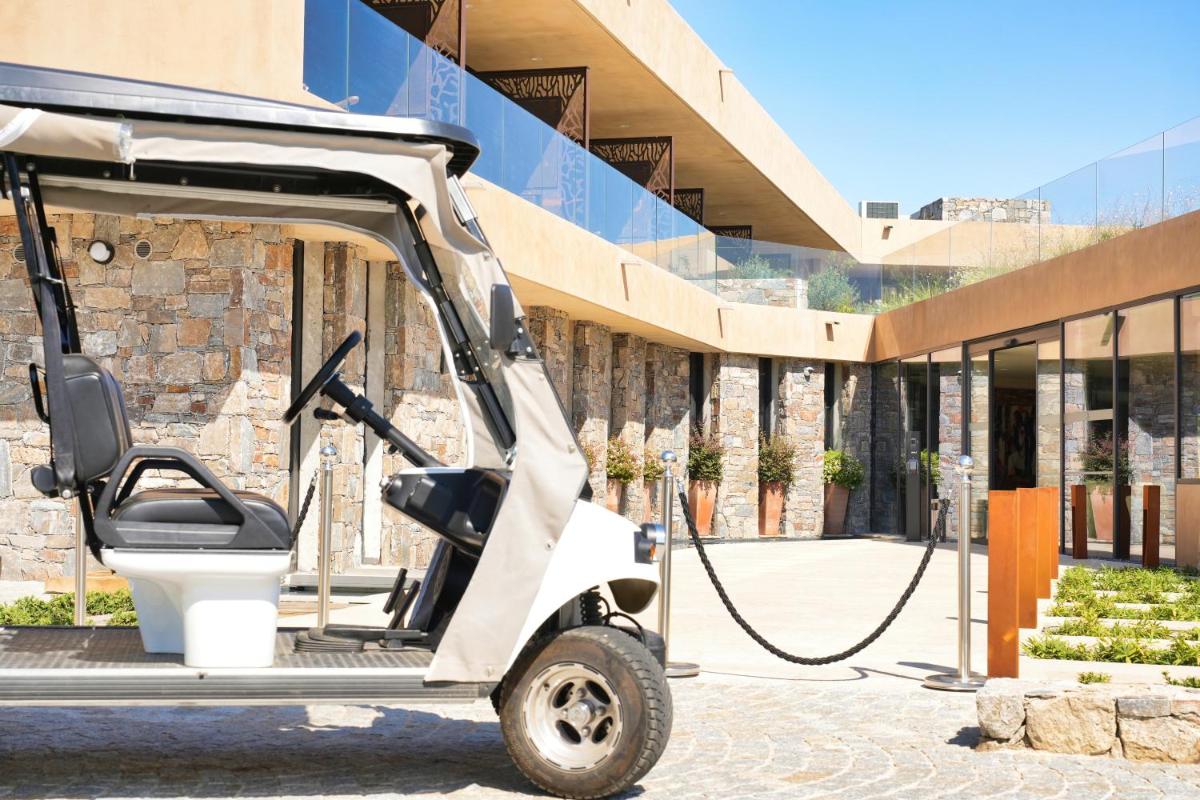 Photo de la galerie de l'établissement Les Regalia Hôtel & Spa, à Sainte-Lucie de Porto-Vecchio
