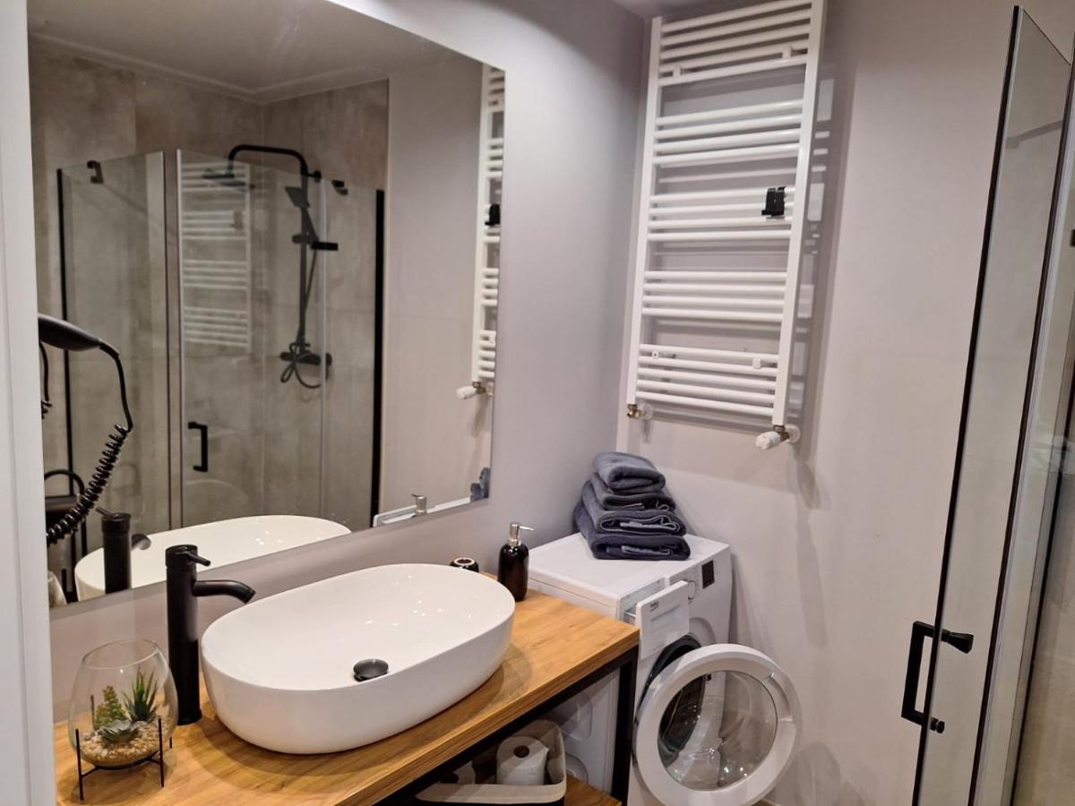 Apartamenty BLU M Sarbinowo z basenem - Housity