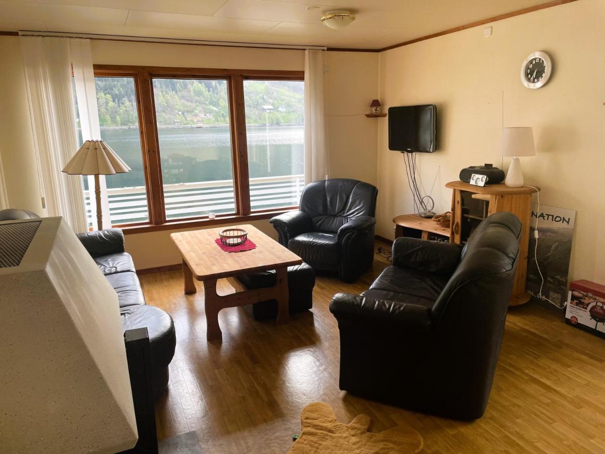 Der Fjordtraum in Balestrand direkt am Wasser - Housity