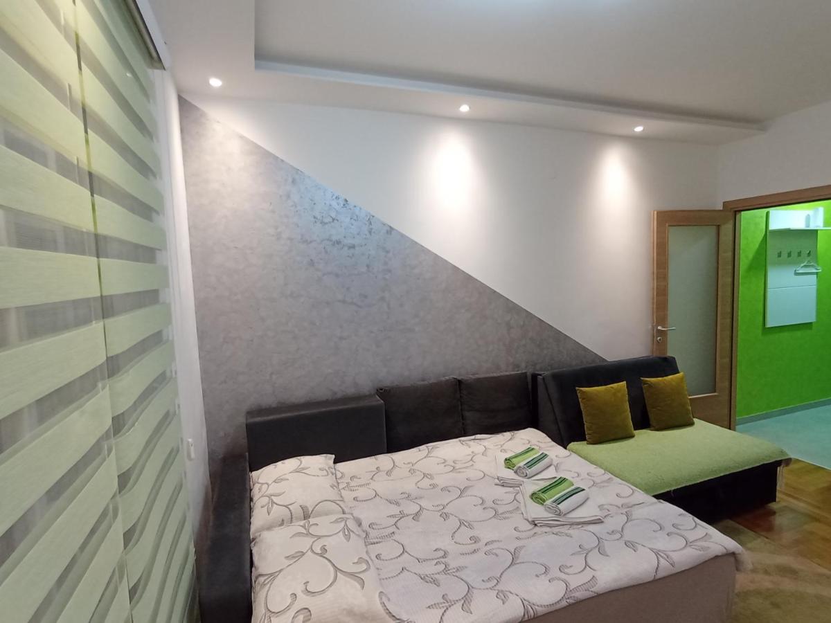 Apartment Leo 11 - Housity