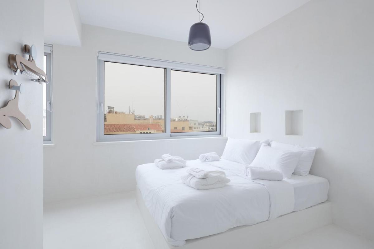 Athens Penthouse Boutique Rooms - Acropolis Lycabettus City View - Housity