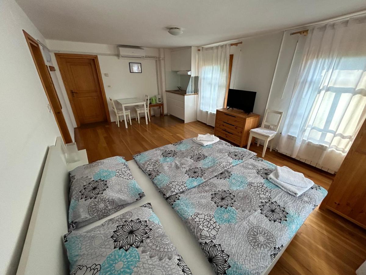 Stres-less Sunny Apartments - Housity
