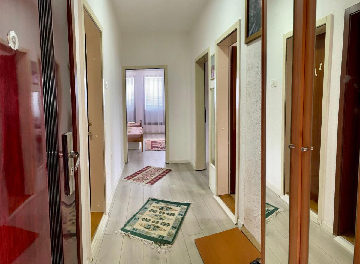 Suitetrails - Apartment Hostel - near bus station