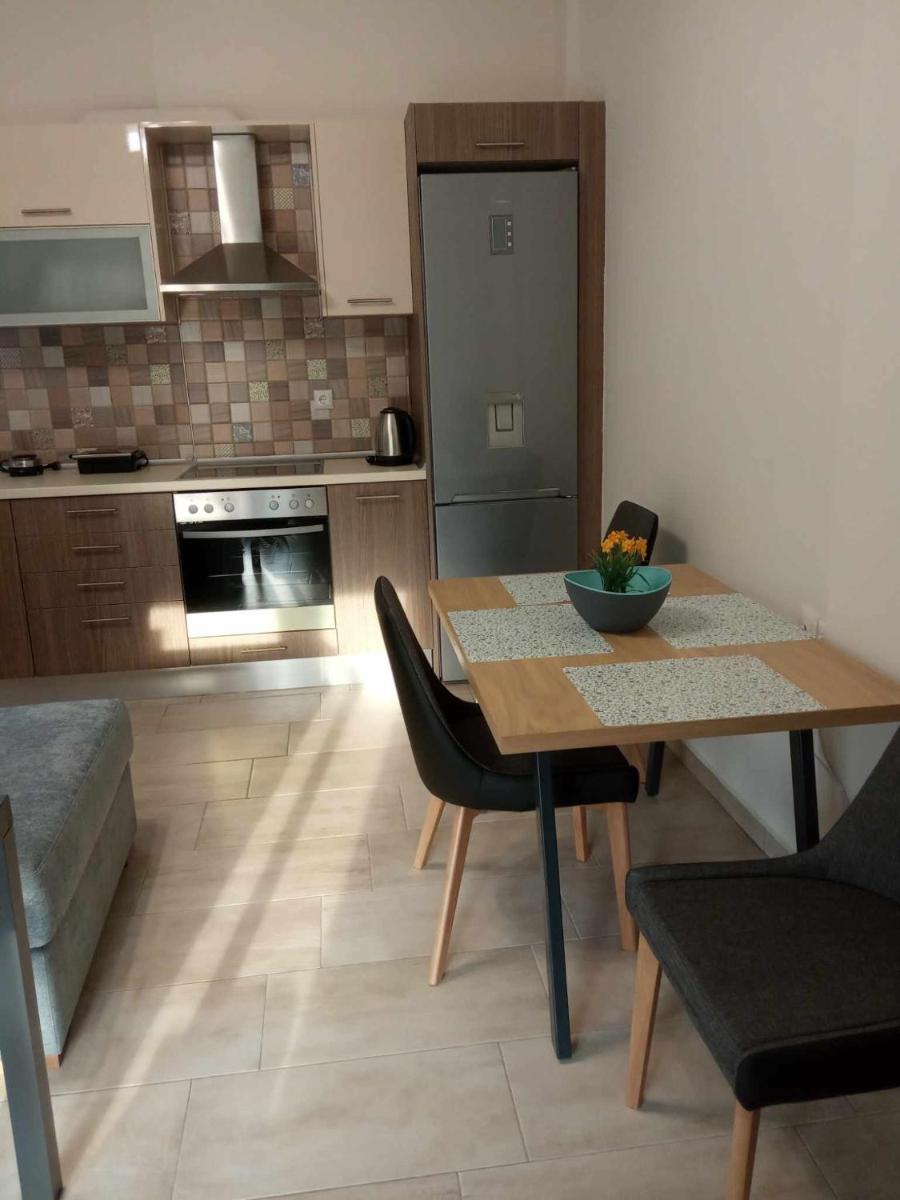 Suitetrails - AVELLANA LUXURY SUITES