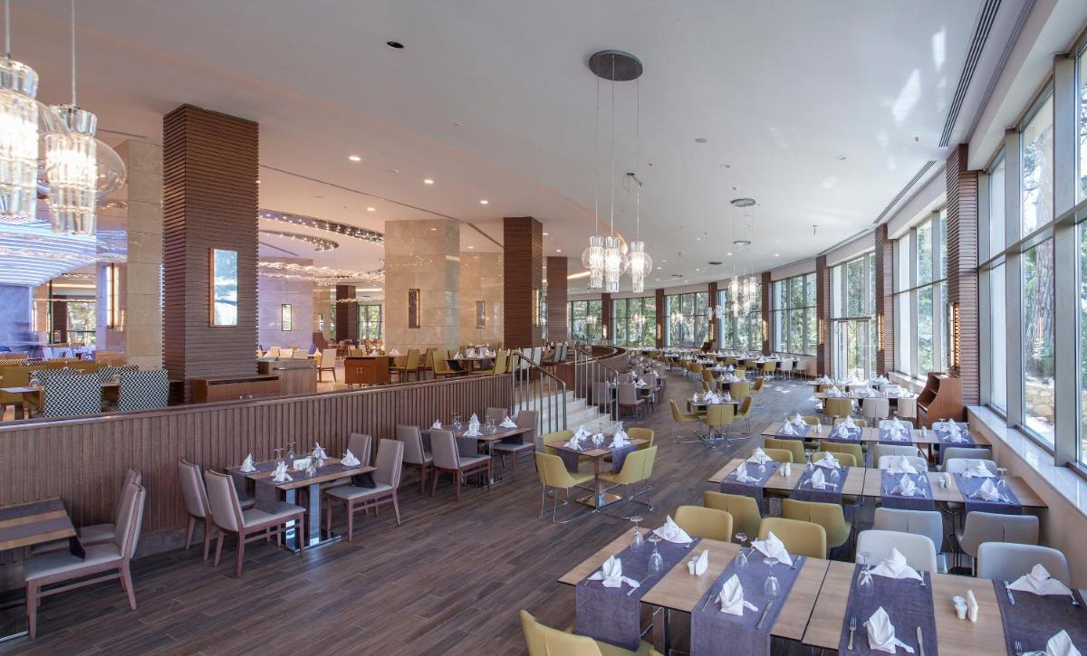 Wome Deluxe Hotel - Halal All Inclusive - Housity