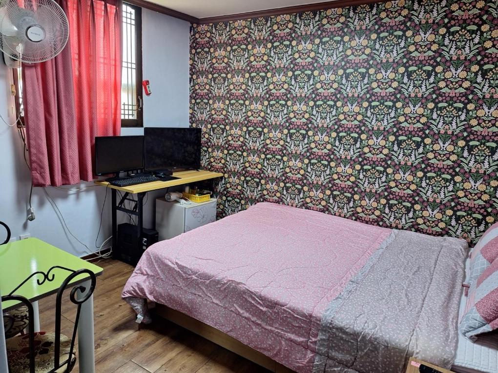 GwiBinJang Motel - Housity