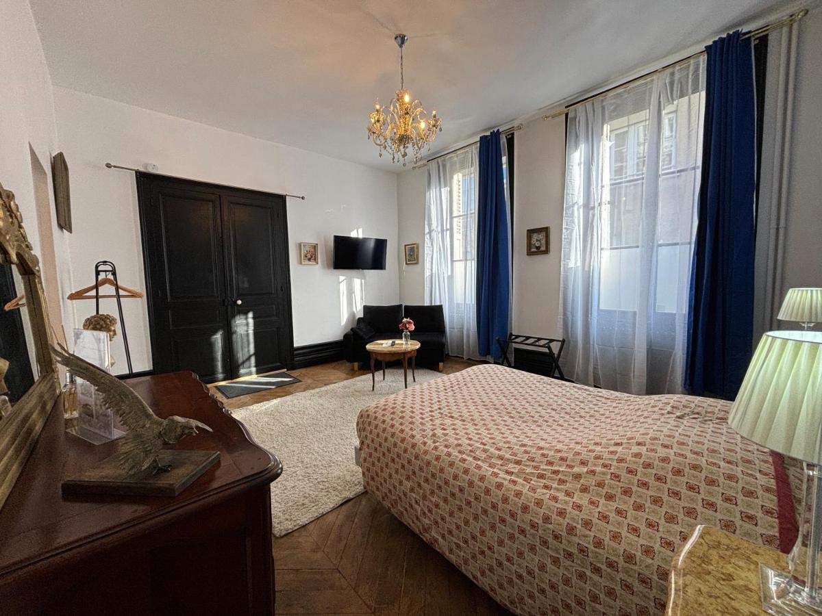 Maison à la Guitarde - Hôtel Particulier Hippolyte - Housity